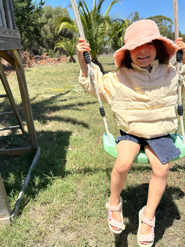 Roo Puffer Jacket CREME